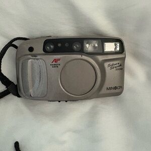 Retro Minolta Silver Zoom 35mm Camera